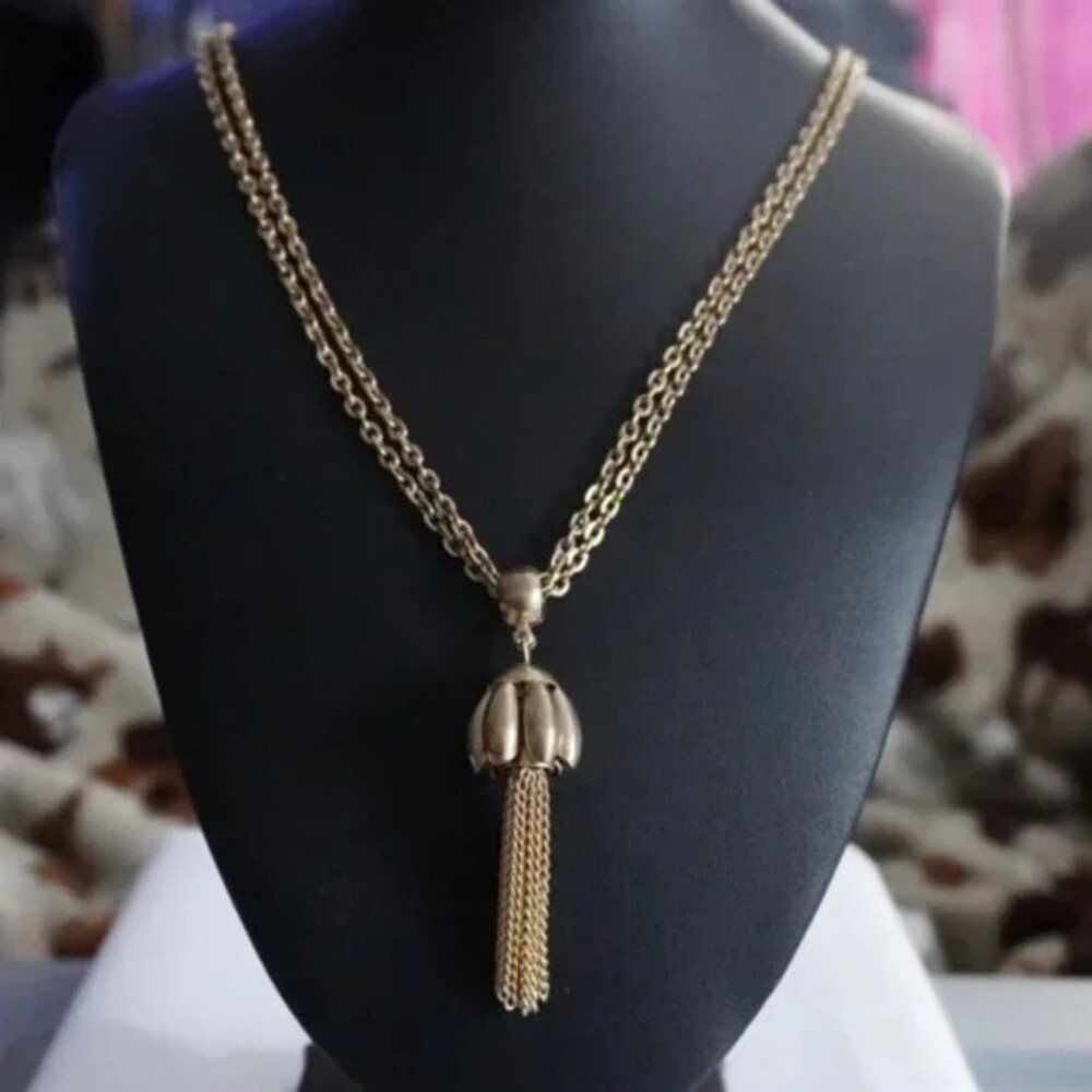 VTG Double Chain Gold Tone Tassel Dangle Necklace
